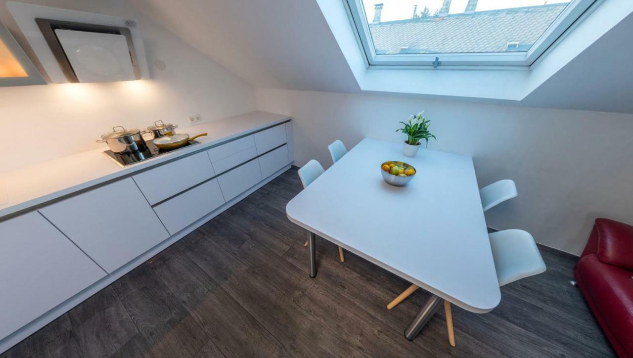 Apartmán Skyview Studio Stp Sankt Poelten Exteriér fotografie